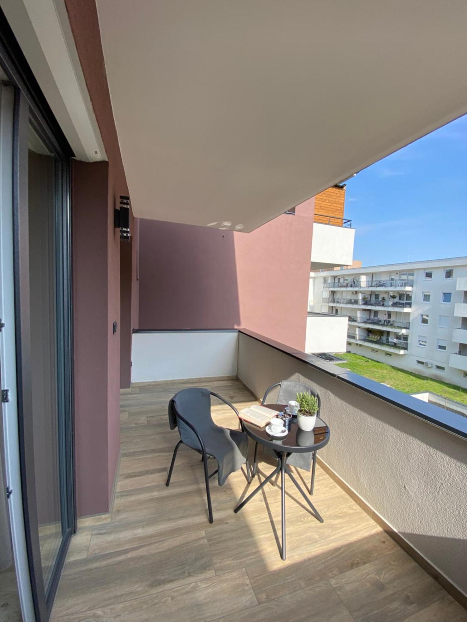 T27 Apartments Free Parking Ingyenes Zart Parkolo Gyor Luaran gambar